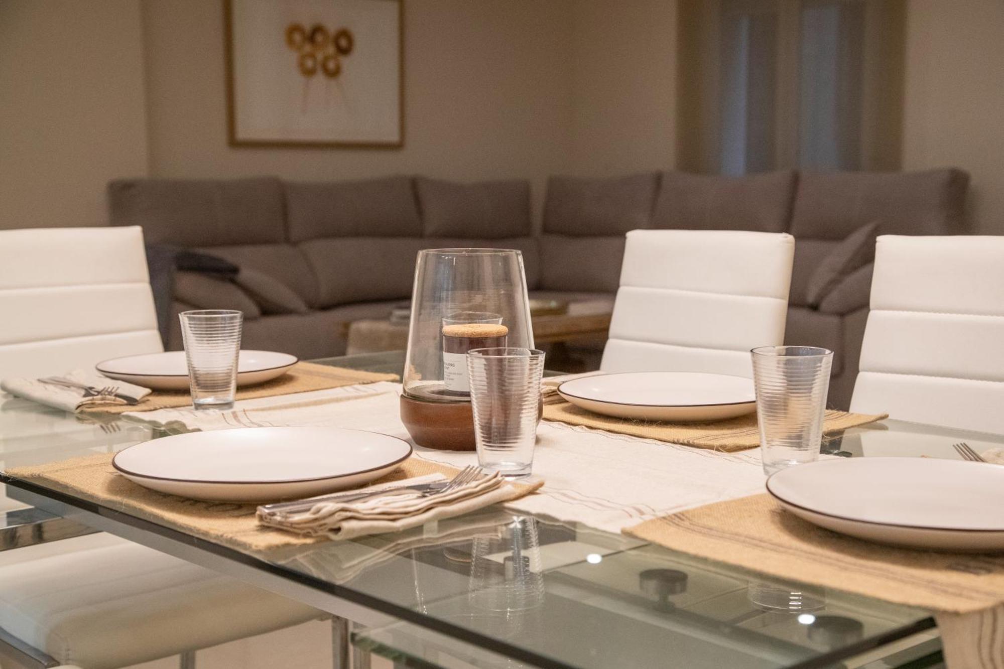 Apartment Q2 *